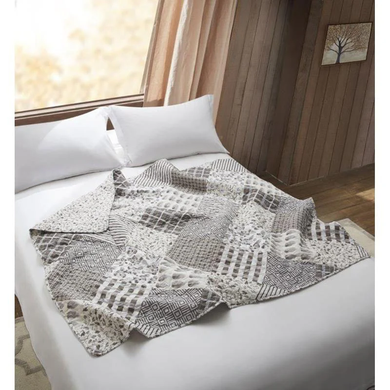 Charming Grays Patchwork Quilted Throw DQT10077 - Image 3