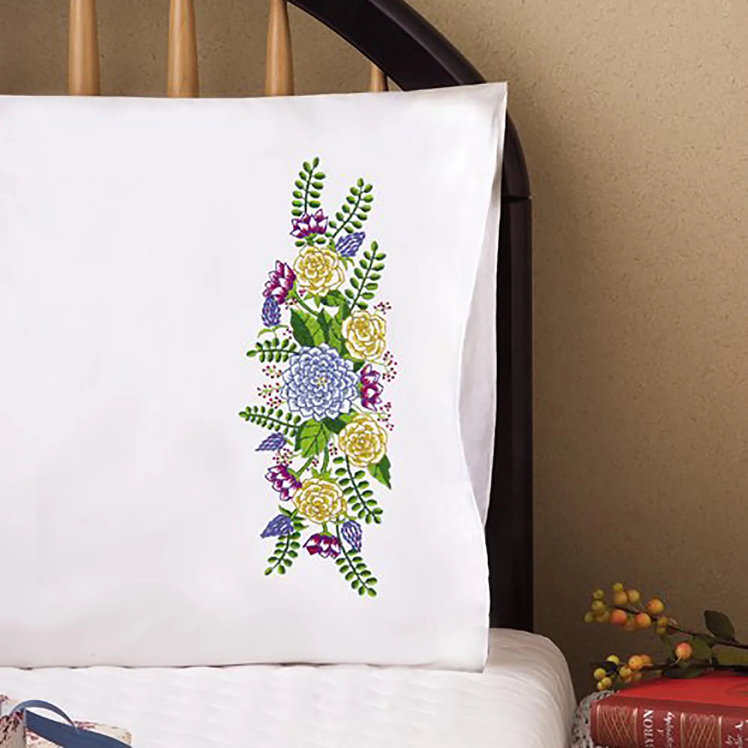 Floral Fantasy Pillowcases for Embroidery T232176