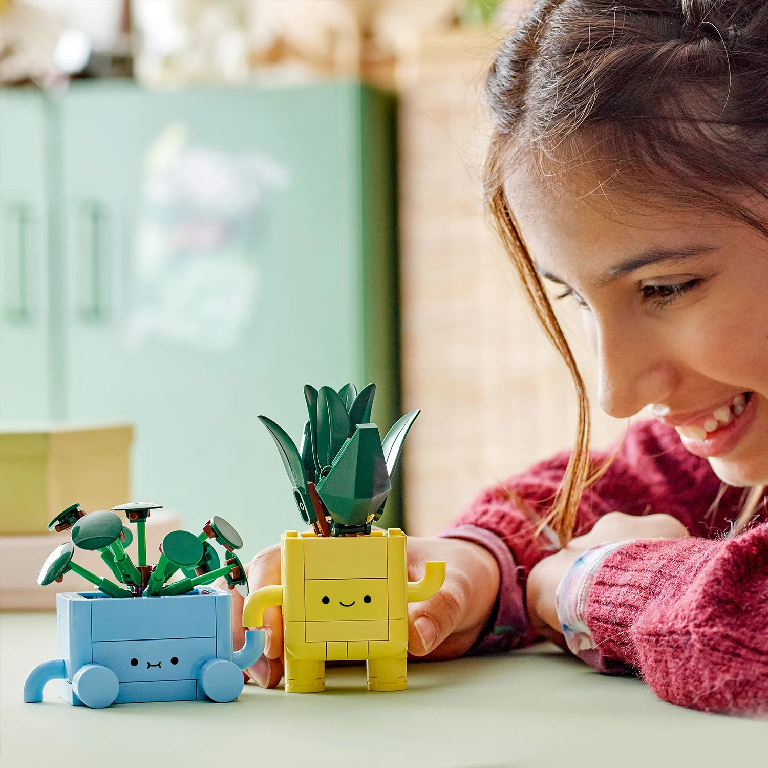 LEGO Botanicals Happy Plants Toy 10349 - Image 5
