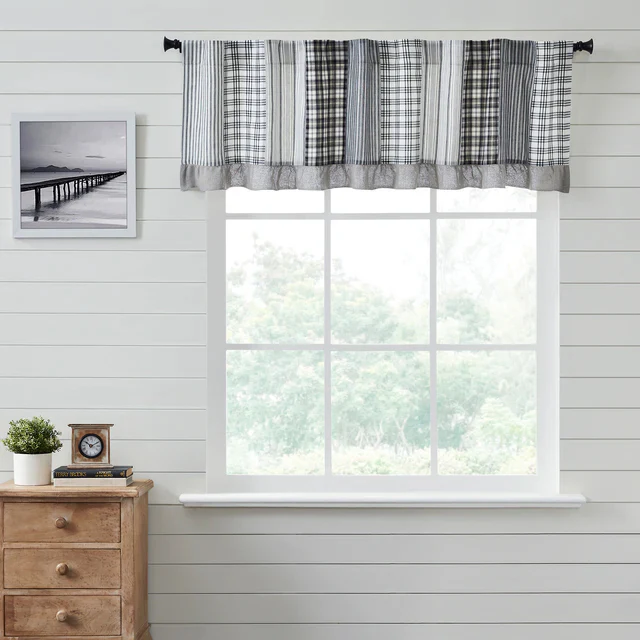 Sawyer Mill Patchwork Valance 80464